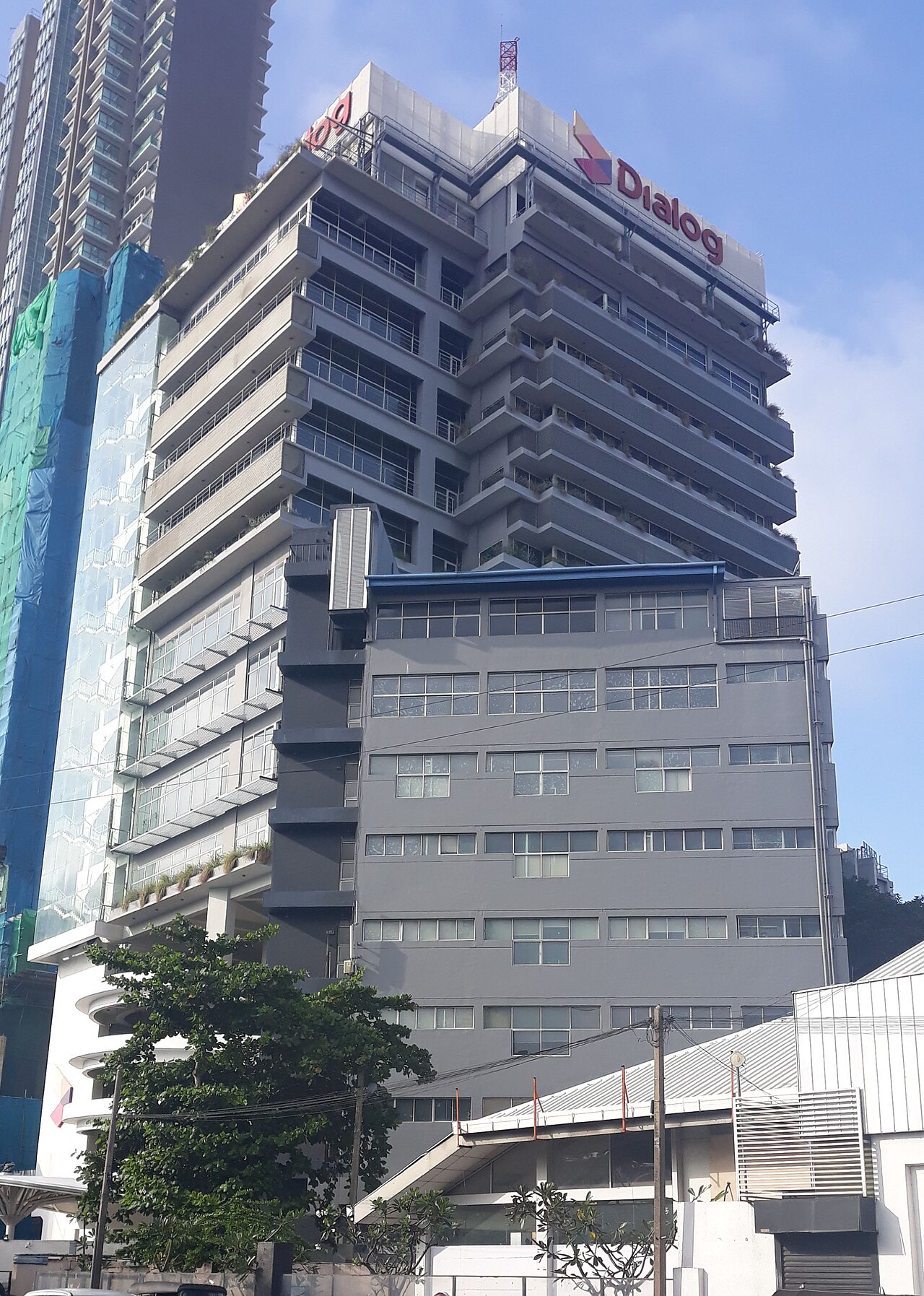 Dialog Axiata: A Reader's Review of the Country's Largest Mobile Network